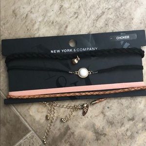 New York and company choker